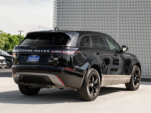 Used 2020 Land Rover Range Rover Velar S AWD/4WD image 4