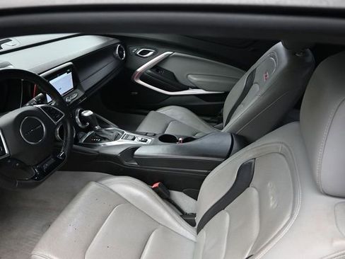 Used 2017 Chevrolet Camaro SS image 16