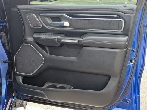 Used 2019 RAM 1500 Laramie image 28