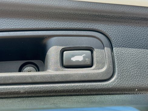 Used 2022 Honda Pilot Elite image 33