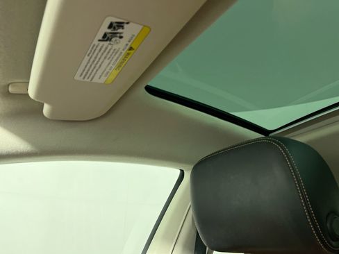 Used 2017 Volkswagen CC R-Line Executive image 19