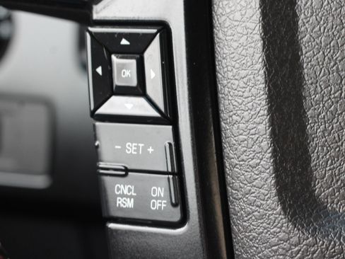 Used 2013 Ford F150 FX4 w/ FX Appearance Pkg AWD/4WD image 16