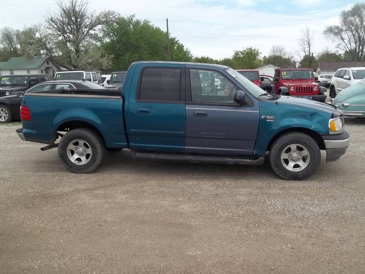 Used 2001 Ford F150 Lariat RWD image 1