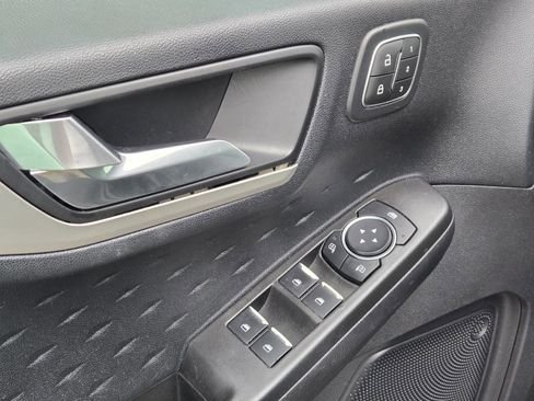 Used 2020 Ford Escape SEL FWD image 14