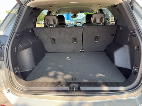 Used 2018 Chevrolet Equinox Premier AWD/4WD image 34