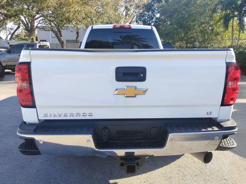 Used 2015 Chevrolet Silverado 2500 LT w/ LT Fleet Convenience Package image 6
