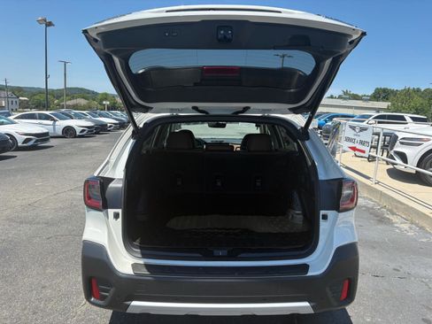 Used 2020 Subaru Outback Touring w/ Popular Package #2 AWD/4WD image 15