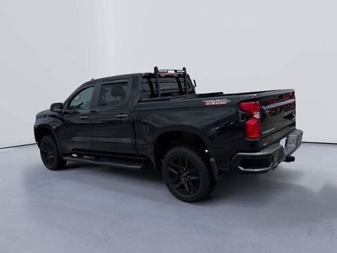 Used 2021 Chevrolet Silverado 1500 Custom Trail Boss w/ Safety Confidence Package AWD/4WD image 3