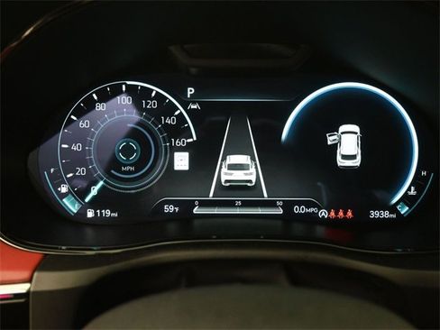 Used 2025 Genesis GV70 2.5T w/ Sport Prestige Package image 13