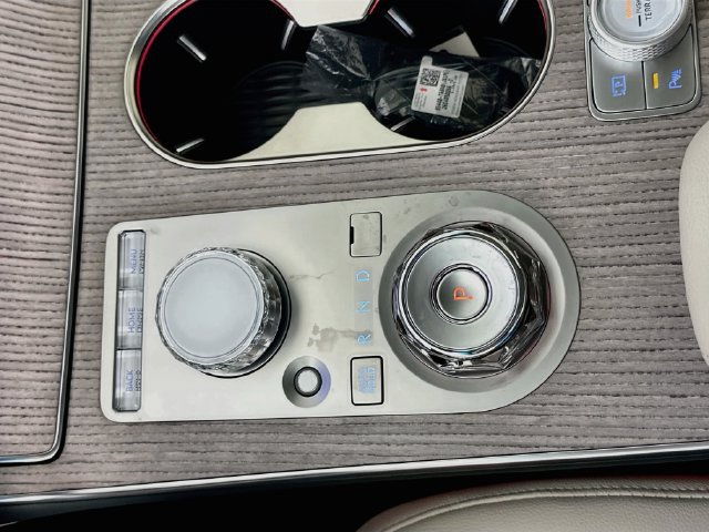 New 2027 Genesis GV80 2.5T Select AWD/4WD image 15
