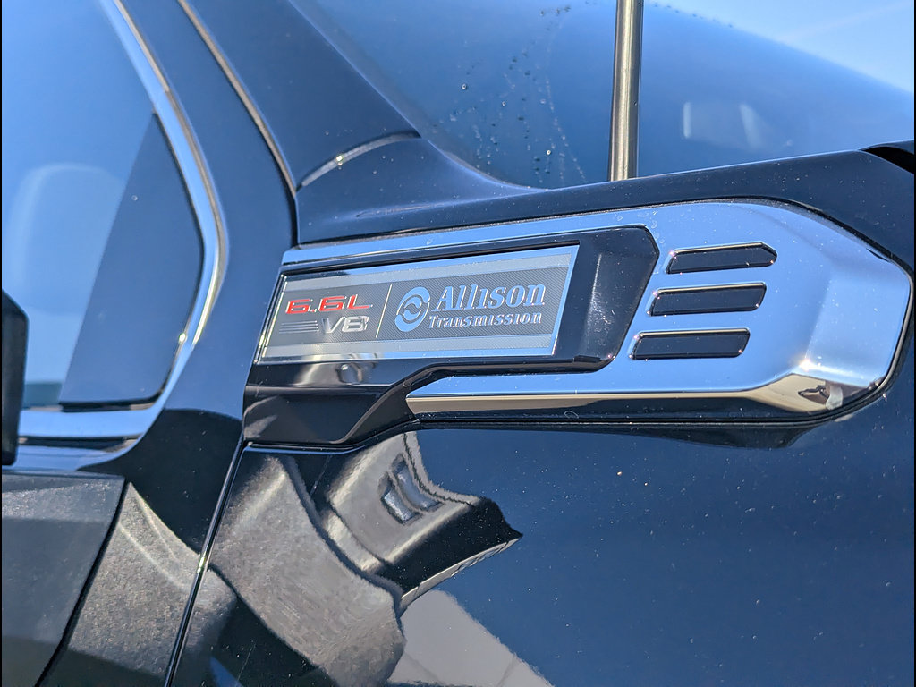 Certified 2025 GMC Sierra 2500 SLE AWD/4WD image 11