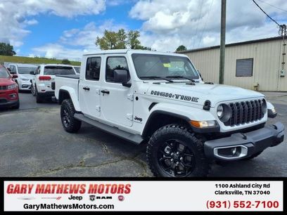 New 2025 Jeep Gladiator Sport