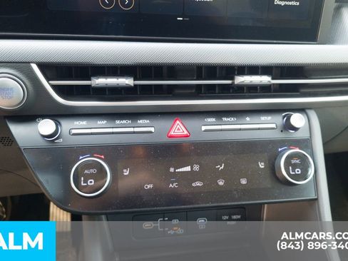 Used 2025 Hyundai Sonata SEL FWD image 10