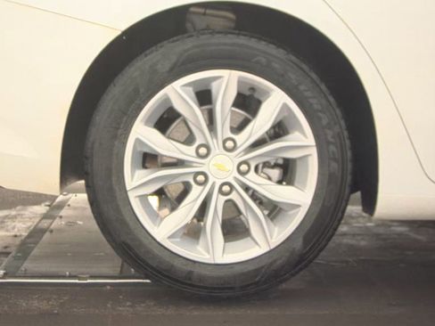 Used 2024 Chevrolet Malibu LT image 12