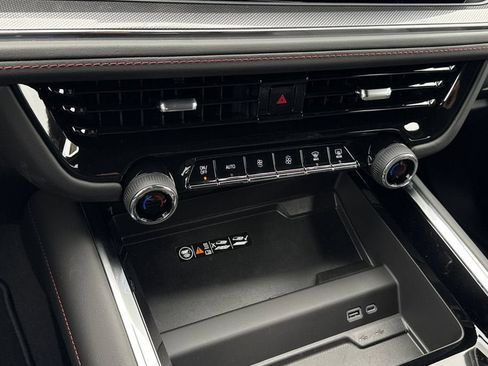 New 2026 Chevrolet Suburban RST AWD/4WD image 22
