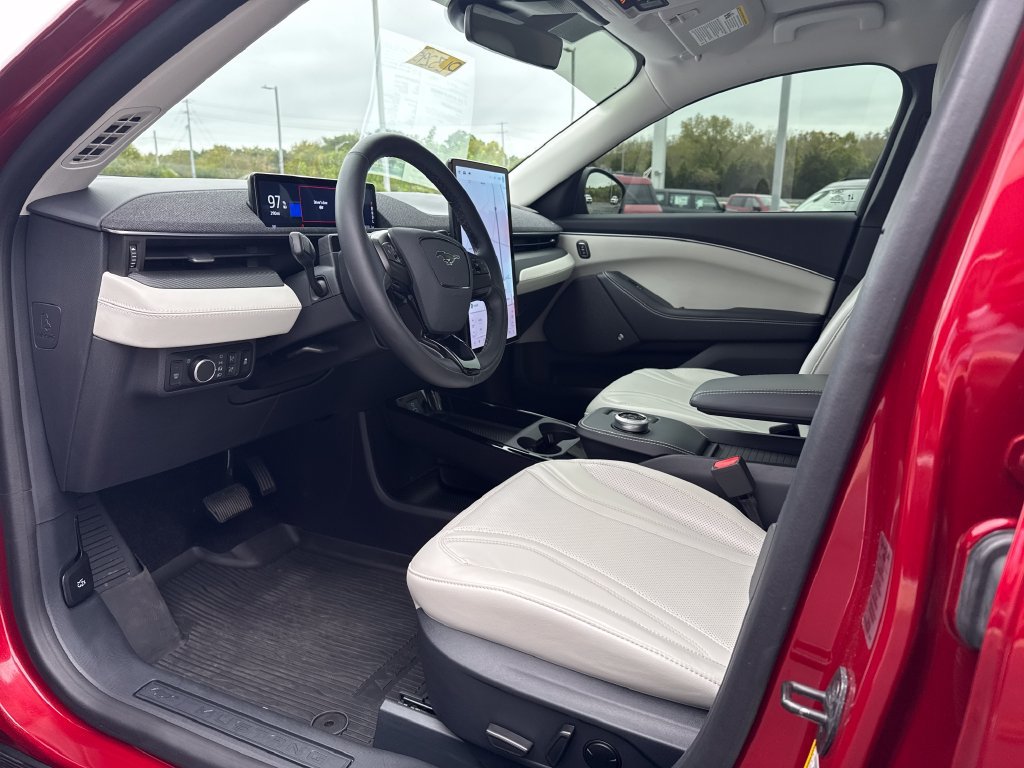 Used 2024 Ford Mustang Mach-E Premium AWD/4WD image 11