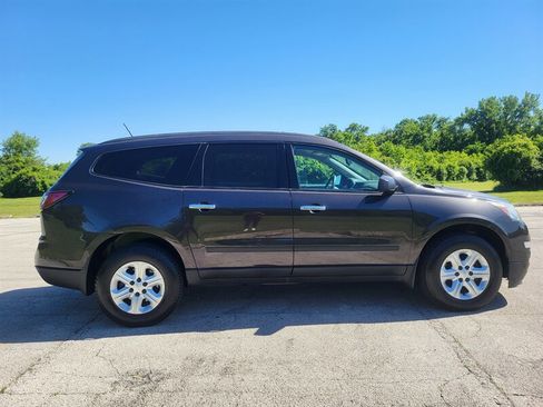 Used 2015 Chevrolet Traverse LS FWD image 7
