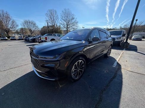 New 2026 Lincoln Nautilus Reserve image 3