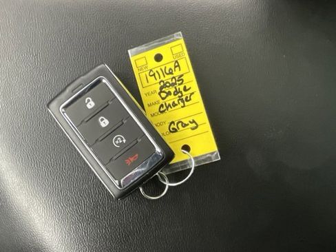 Used 2025 Dodge Charger R/T w/ Sun & Sound Package image 22