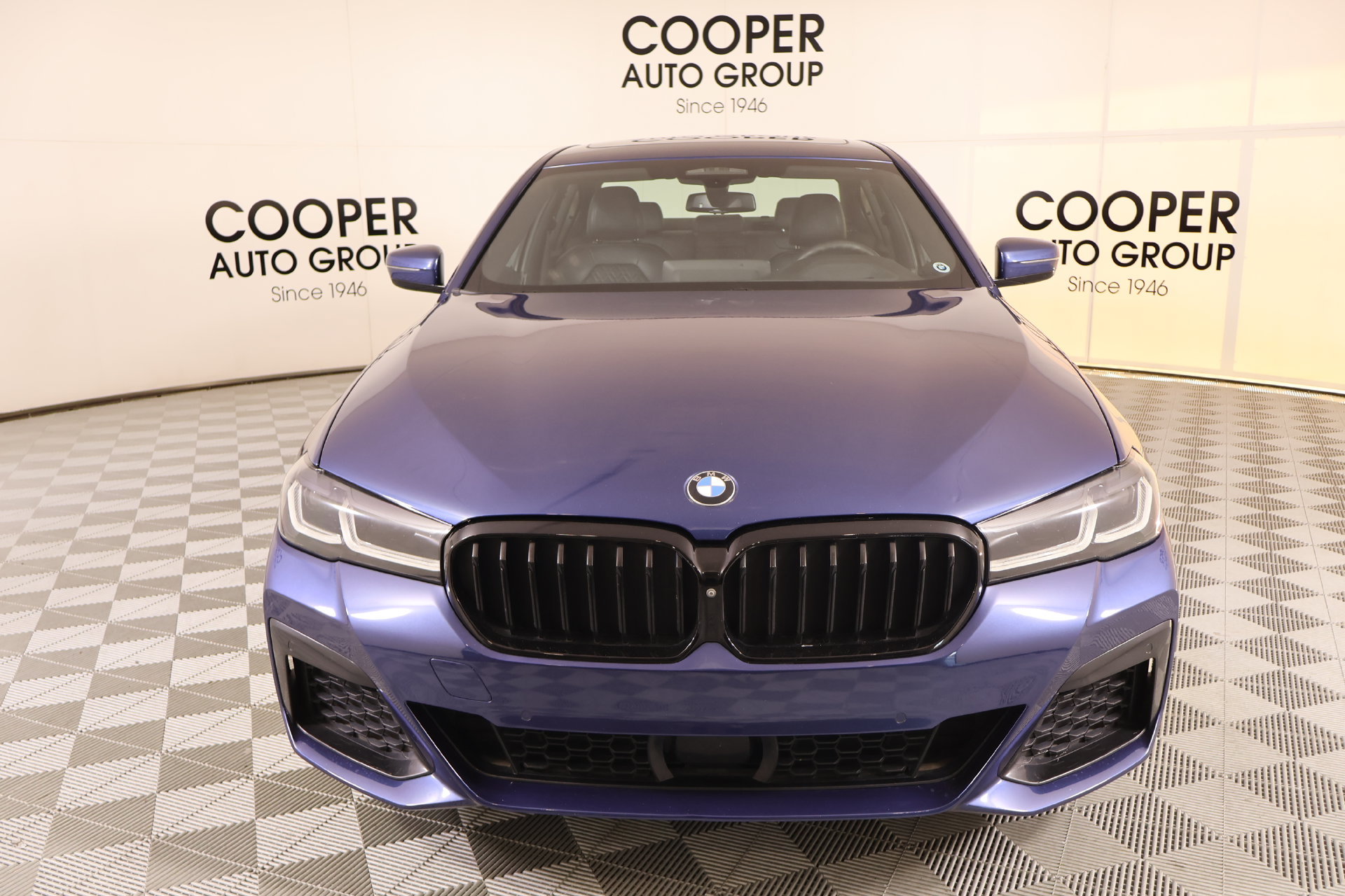 Used 2021 BMW 530e xDrive w/ Executive Package AWD/4WD image 10