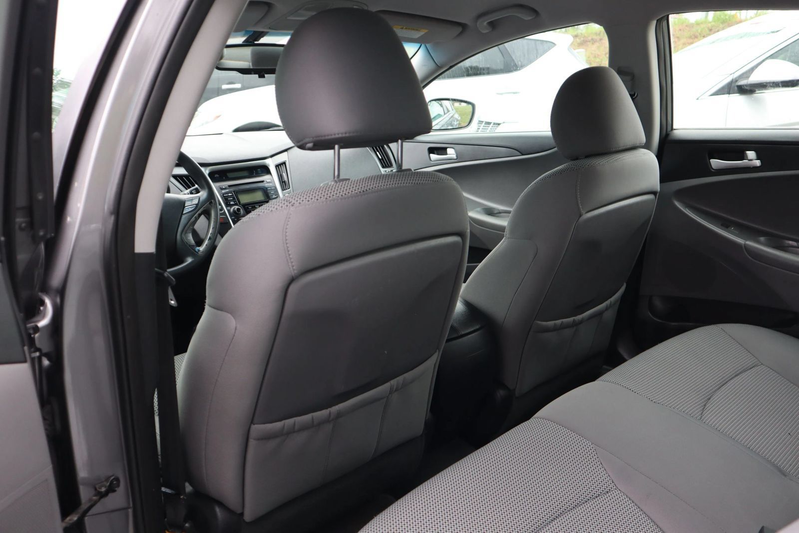 Used 2012 Hyundai Sonata GLS FWD image 11