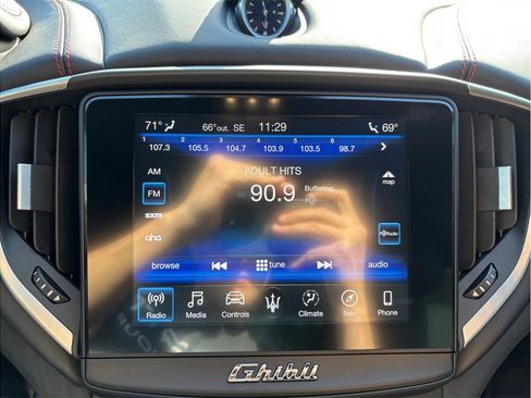 Used 2019 Maserati Ghibli S GranLusso image 31