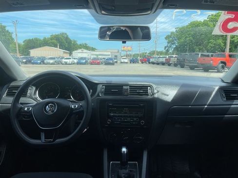 Used 2015 Volkswagen Jetta S w/ Welcome Package FWD image 9