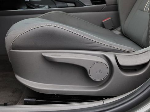 Used 2024 Hyundai Elantra SEL image 24