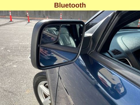 Used 2017 Ford Explorer XLT w/ Equipment Group 202A image 8