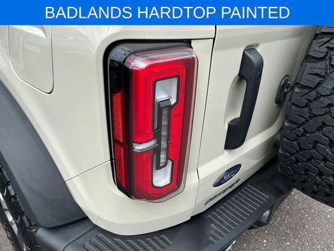Certified 2025 Ford Bronco Badlands AWD/4WD image 31