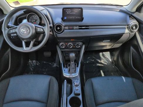 Used 2019 Toyota Yaris LE FWD image 14