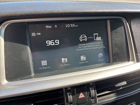 Used 2020 Kia Optima LX image 19