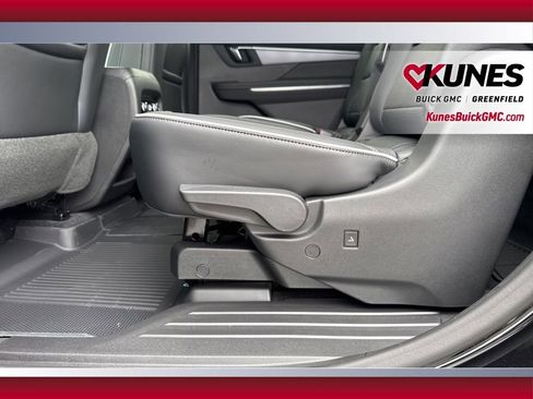 New 2026 Buick Enclave Sport Touring w/ Power Package image 43
