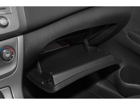 Used 2015 Nissan Sentra SV image 19