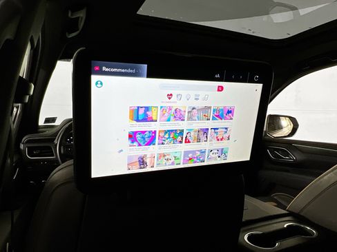 Used 2023 GMC Yukon AT4 w/ AT4 Premium Package image 27