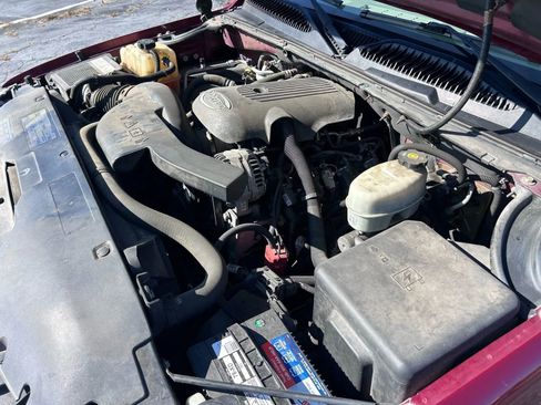 Used 2005 GMC Yukon SLT w/ SLT Preferred Equipment Group image 31