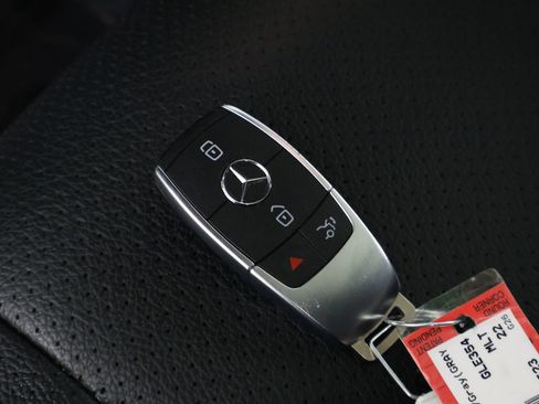 Used 2022 Mercedes-Benz GLE 350 4MATIC image 33