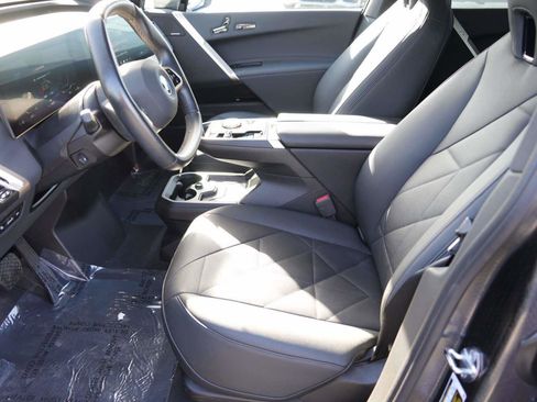 Used 2025 BMW iX xDrive50 w/ Premium Package image 14