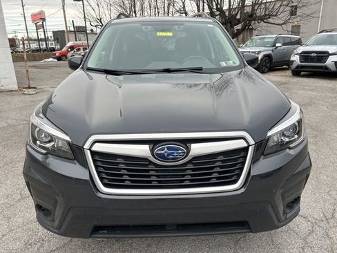 Used 2019 Subaru Forester Premium image 9