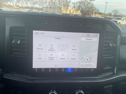 Used 2023 Ford F350 Lariat w/ Chrome Package image 14