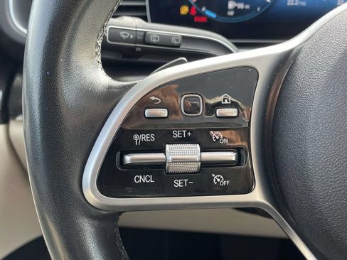 Used 2022 Mercedes-Benz GLE 350 image 11