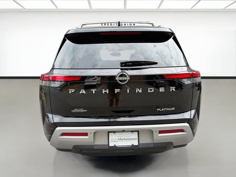Used 2022 Nissan Pathfinder Platinum w/ Cargo Package FWD image 5