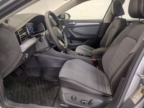 New 2026 Volkswagen Jetta SE FWD image 20