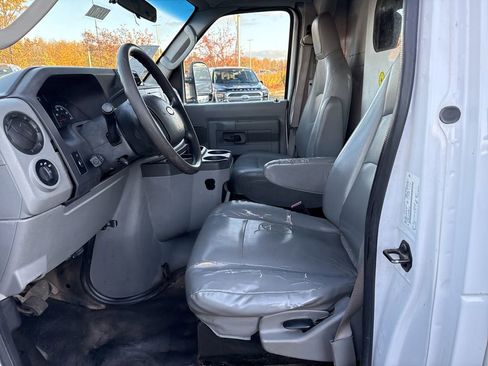 Used 2013 Ford E-350 and Econoline 350 Super Duty w/ Class I Trailer Tow Pkg image 11