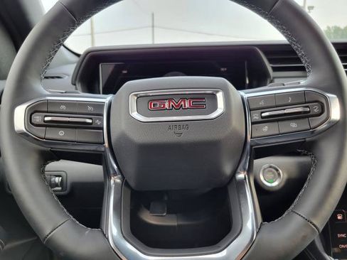 New 2026 GMC Terrain Elevation w/ Elevation Premium Package AWD/4WD image 17