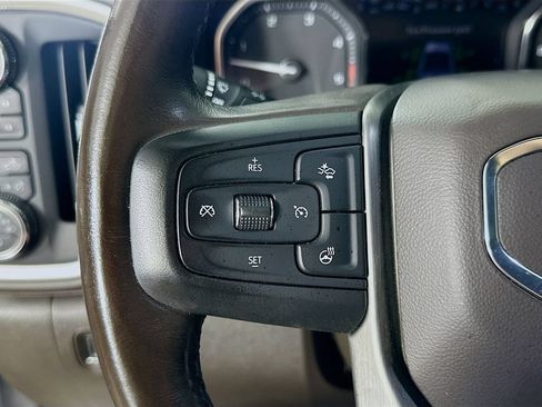 Used 2023 GMC Sierra 2500 Denali w/ Technology Package AWD/4WD image 21