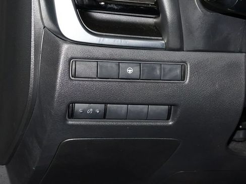 Used 2021 Nissan Rogue SV AWD/4WD image 25