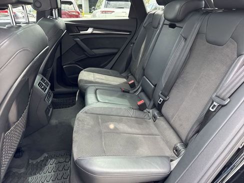 Used 2019 Audi SQ5 Premium Plus w/ Premium Plus Package AWD/4WD image 23