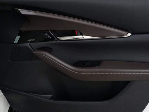 Used 2025 MAZDA CX-30 AWD 2.5 S w/ Premium Package image 9