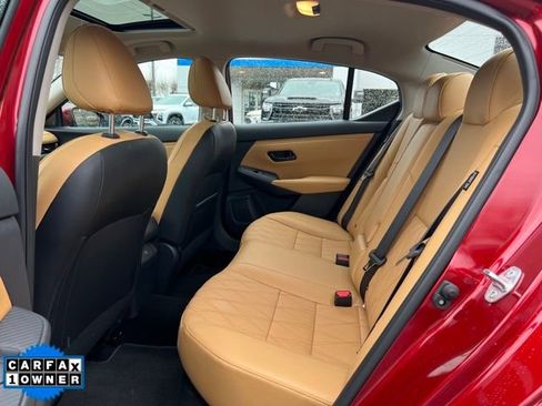 Used 2025 Nissan Sentra SV w/ SV Premium Package image 12